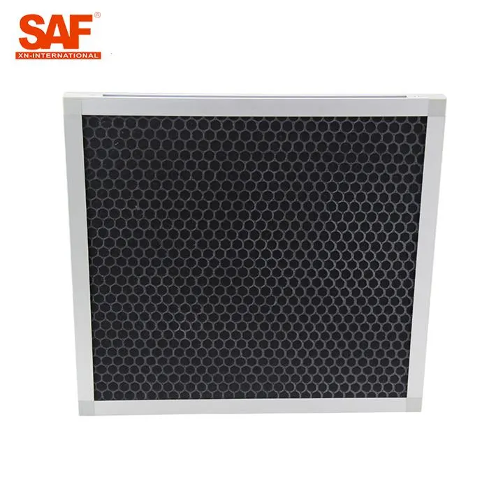 Filtre à charbon actif en nid d'abeille